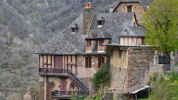 Guide Pratique : Comment Acheter un Mobil-Home dans un Camping de l'Hérault ?