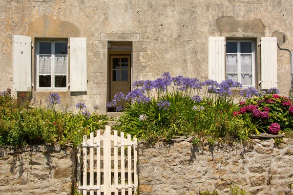Découvrez le camping du Salagou dans l'Hérault